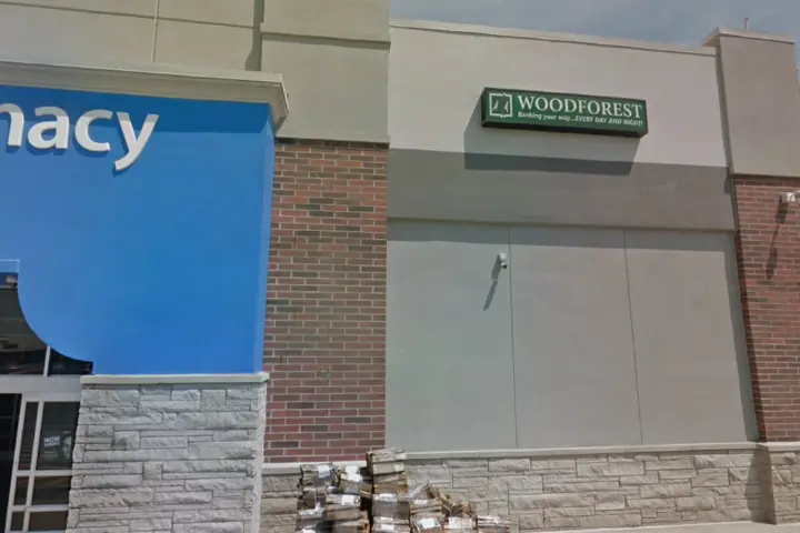 Walmart Supercenter - 2321 Charles St (Boost Mobile)