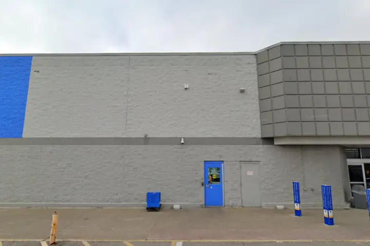 Walmart Supercenter - 2363 IN-135 (Boost Mobile)