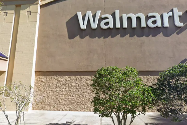 Walmart Supercenter - 2400 Veterans Memorial Pkwy (Boost Mobile)