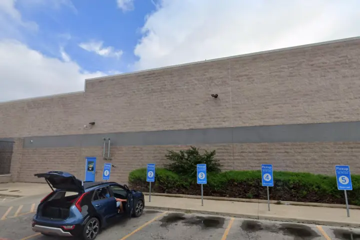 Walmart Supercenter - 2500 Progress Pkwy (Boost Mobile)