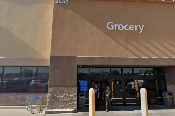 Walmart Supercenter - 2550 Coors Blvd NW (Boost Mobile)