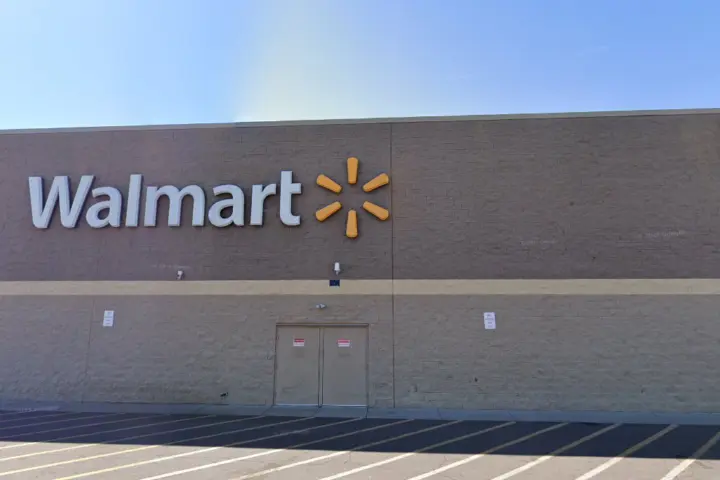 Walmart Supercenter - 2555 W Apache Trail (Boost Mobile)