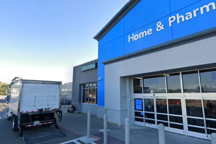 Walmart Supercenter - 2600 OH-59 (Boost Mobile)