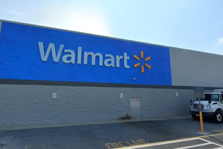 Walmart Supercenter - 2600 Plank Rd (Boost Mobile)