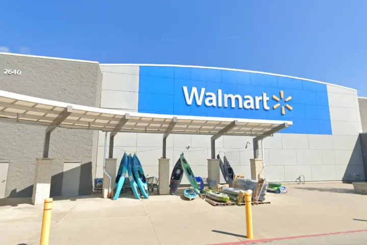 Walmart Supercenter - 2640 Crossing Cir (Boost Mobile)
