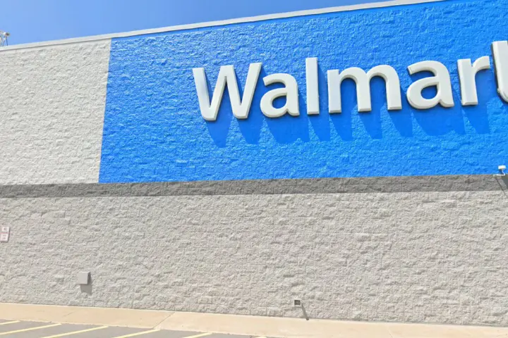 Walmart Supercenter - 2700 4th St SW (Boost Mobile)