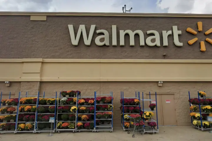 Walmart Supercenter - 2702 N Salisbury Blvd (Boost Mobile)