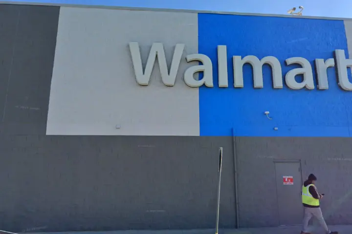 Walmart Supercenter - 2710 N Broadway St (Boost Mobile)