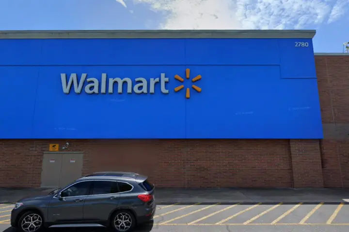 Walmart Supercenter - 2780 John Hawkins Pkwy (Boost Mobile)
