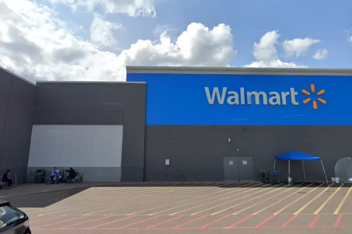 Walmart Supercenter - 2786 Commercial Blvd (Boost Mobile)