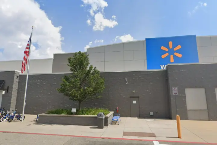 Walmart Supercenter - 2900 Roosevelt Rd (Boost Mobile)
