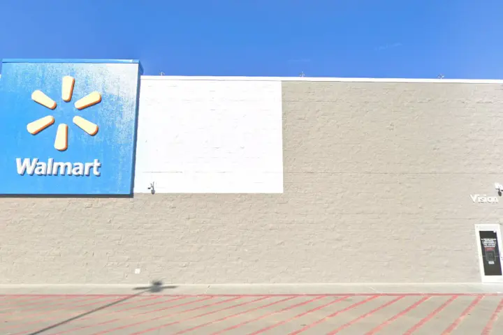 Walmart Supercenter - 300 NV-160 (Boost Mobile)