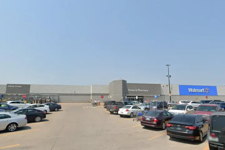 Walmart Supercenter - 3003 US-61 (Boost Mobile)