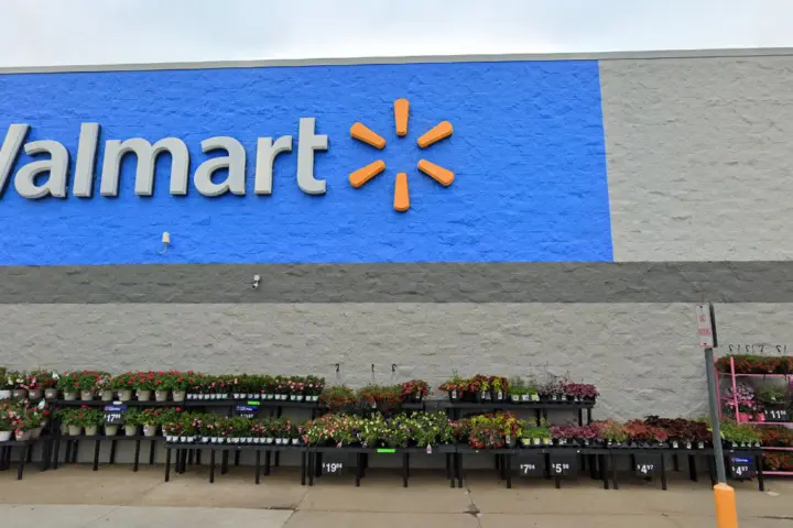 Walmart Supercenter - 3022 S Belt Hwy (Boost Mobile)