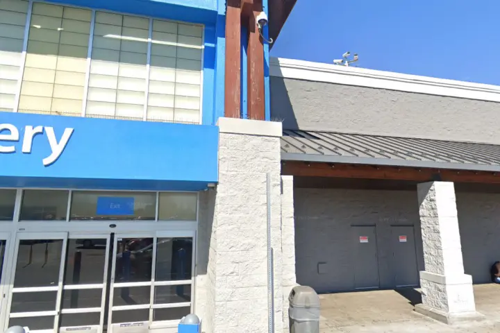 Walmart Supercenter - 3025 Lancaster Dr NE (Boost Mobile)