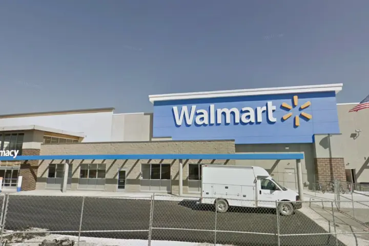 Walmart Supercenter - 3105 Grand Ave (Boost Mobile)