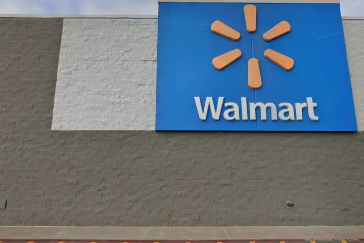 Walmart Supercenter - 3201 N 16th St (Boost Mobile)