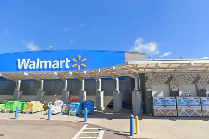 Walmart Supercenter - 3300 MN-210 (Boost Mobile)