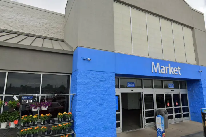 Walmart Supercenter - 3393 N 81 Hwy (Boost Mobile)