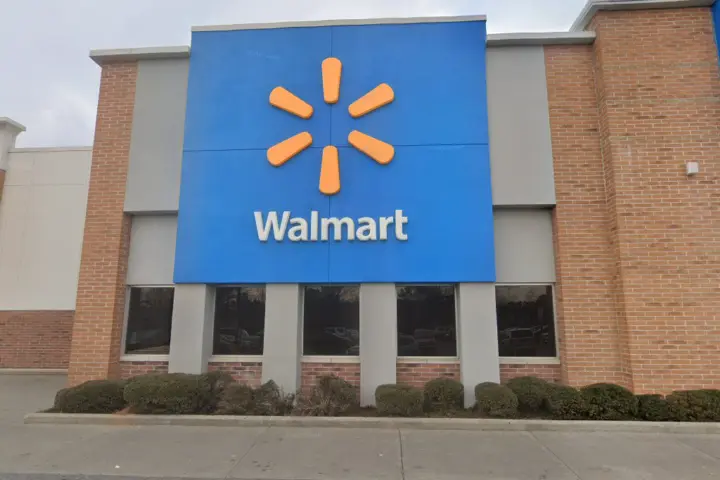 Walmart Supercenter - 3580 Memorial Dr (Boost Mobile)