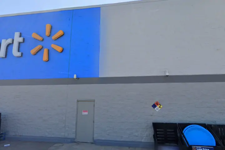 Walmart Supercenter - 3700 E Interstate 40 Hwy (Boost Mobile)