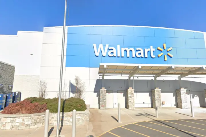 Walmart Supercenter - 3900 E Hillside Dr (Boost Mobile)