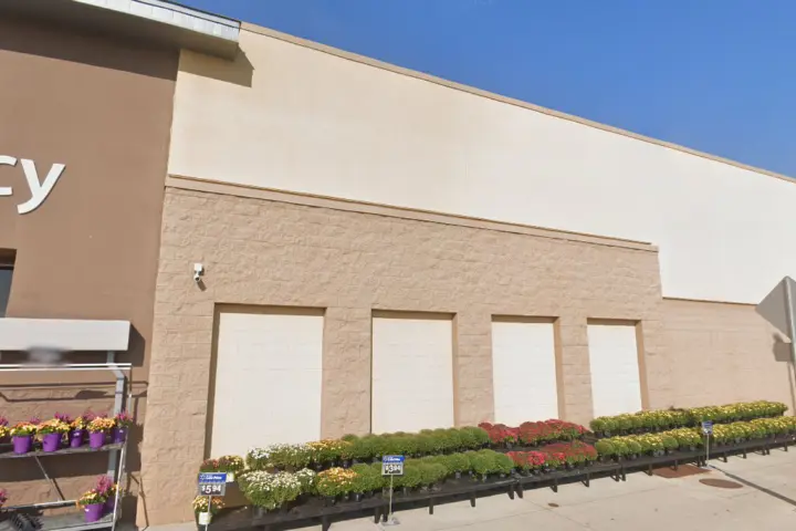 Walmart Supercenter - 3s100 IL-53 (Boost Mobile)
