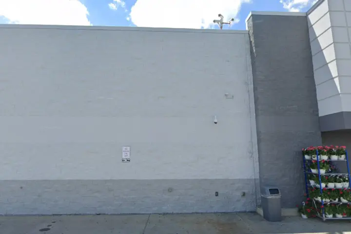 Walmart Supercenter - 4 College Park Dr (Boost Mobile)