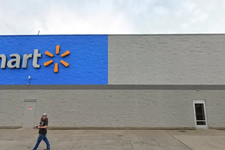 Walmart Supercenter - 401 US-75 (Boost Mobile)
