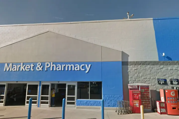 Walmart Supercenter - 407 NE Georgia Ave (Boost Mobile)