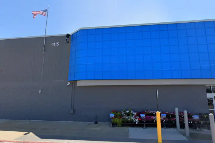 Walmart Supercenter - 4115 E Lincolnway (Boost Mobile)