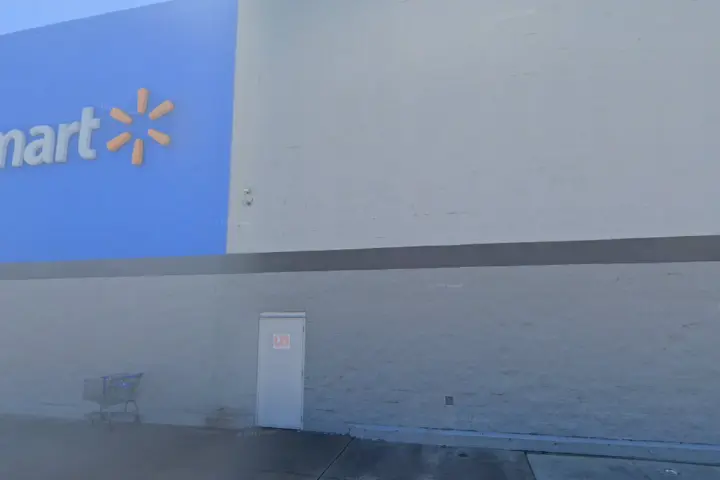 Walmart Supercenter - 4150 S Tamiami Trl (Boost Mobile)