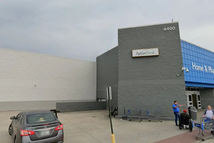 Walmart Supercenter - 4400 13th St (Boost Mobile)