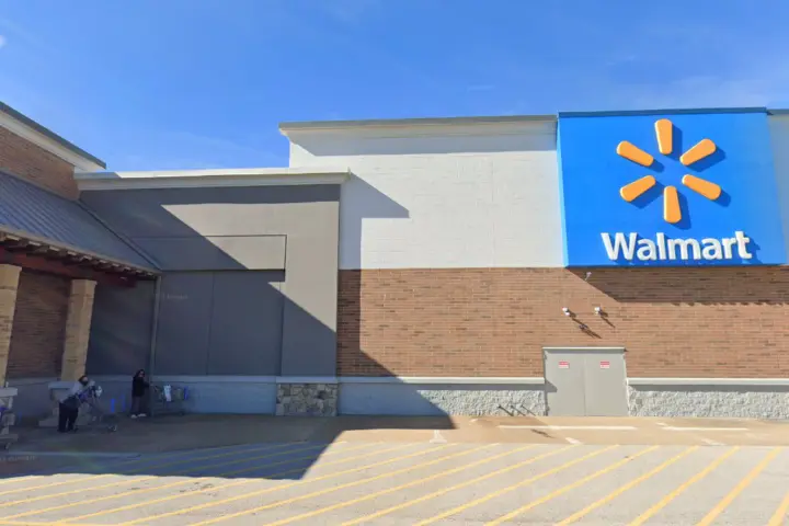 Walmart Supercenter - 450 Stewart Ln (Boost Mobile)