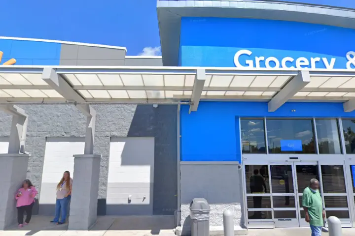 Walmart Supercenter - 460 Hospital Rd (Boost Mobile)