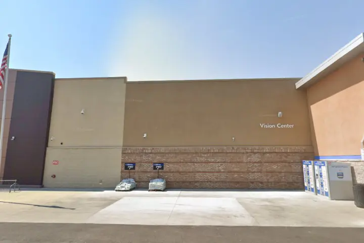 Walmart Supercenter - 4617 E Bell Rd (Boost Mobile)