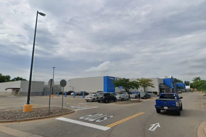 Walmart Supercenter - 4622 Mormon Coulee Rd (Boost Mobile)