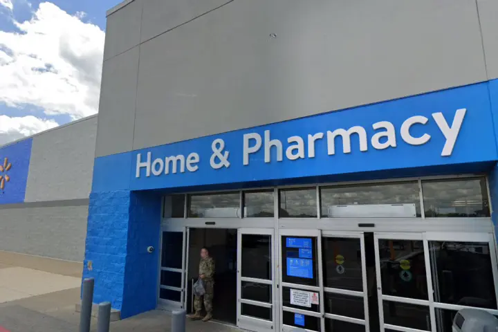 Walmart Supercenter - 4625 E Maryland St (Boost Mobile)