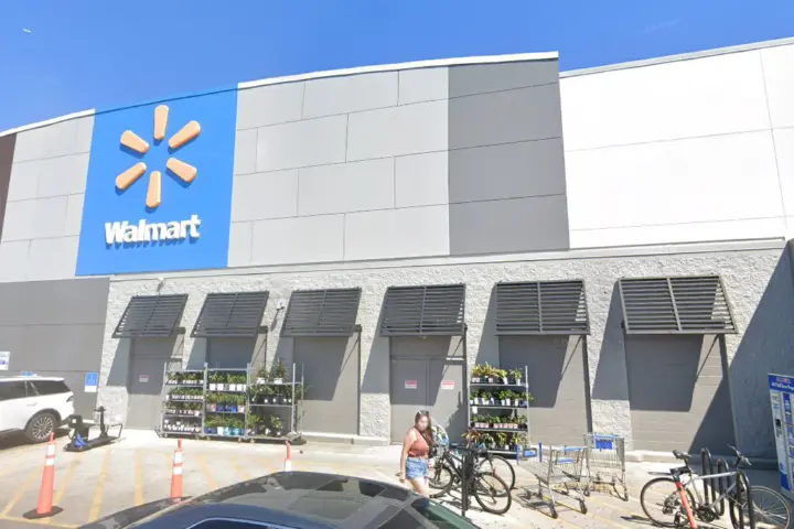 Walmart Supercenter - 4626 W Diversey Ave (Boost Mobile)