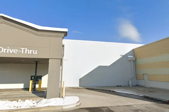 Walmart Supercenter - 4627 S 900 E (Boost Mobile)