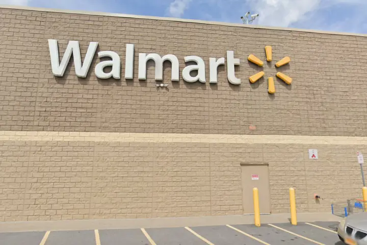 Walmart Supercenter - 4765 Commercial Dr (Boost Mobile)