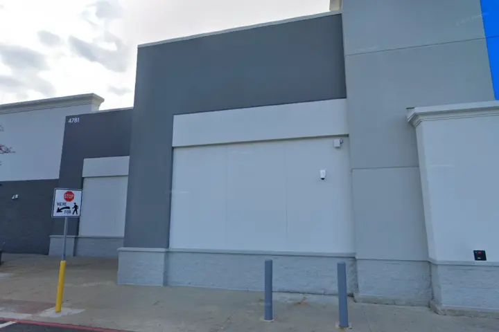 Walmart Supercenter - 4781 E Rockton Rd (Boost Mobile)