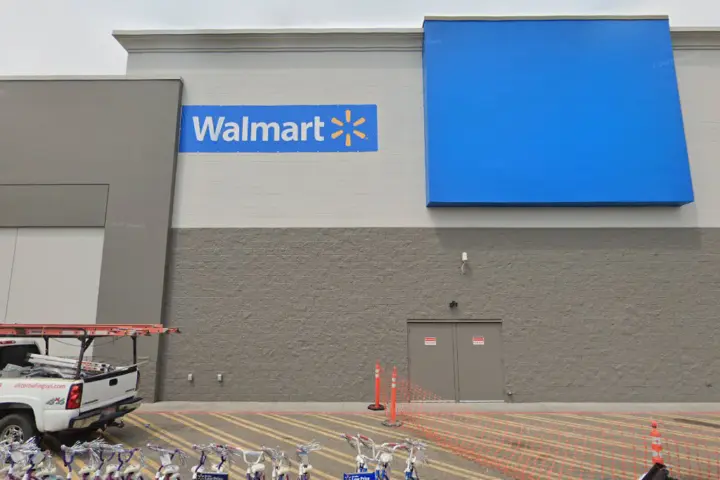 Walmart Supercenter - 500 S Utah Ave (Boost Mobile)