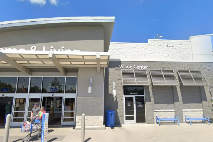 Walmart Supercenter - 5000 10th Ave (Boost Mobile)