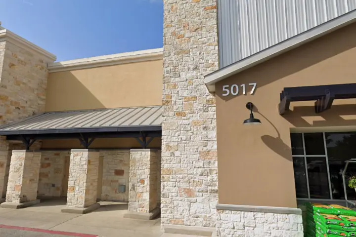 Walmart Supercenter - 5017 US-290 (Boost Mobile)
