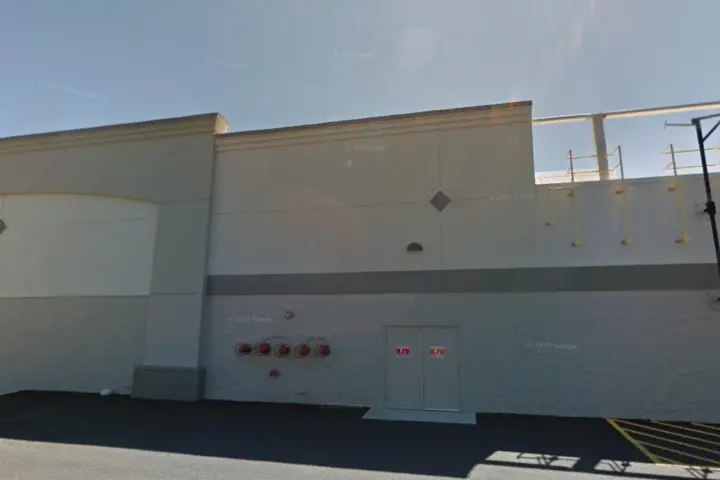 Walmart Supercenter - 5260 W 7th St (Boost Mobile)