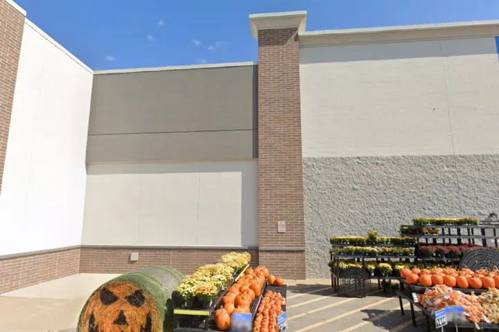Walmart Supercenter - 5307 IL-251 (Boost Mobile)