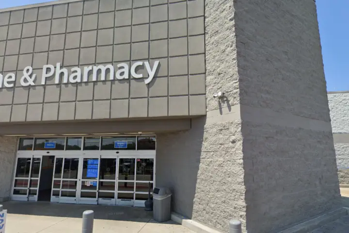 Walmart Supercenter - 5420 Forest Dr (Boost Mobile)