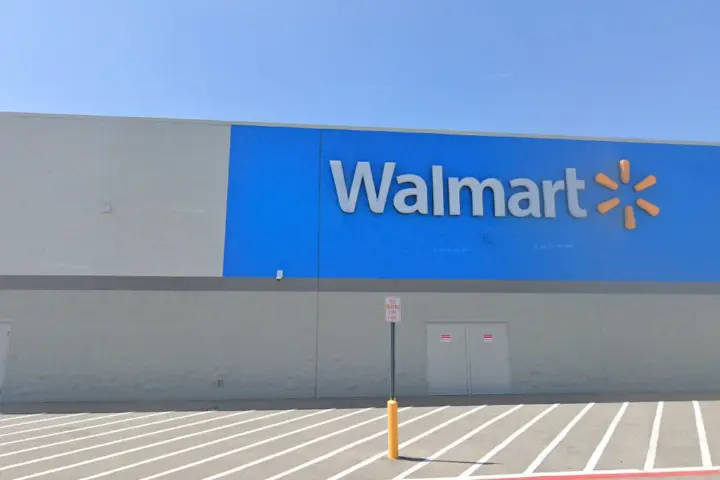 Walmart Supercenter - 5505 W Owen K Garriott Rd (Boost Mobile)
