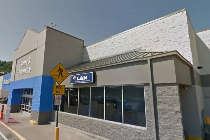 Walmart Supercenter - 589 KY-92 (Boost Mobile)